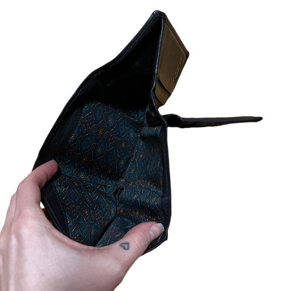 Vintage Black Leather Wallet - Picture 3 of 10